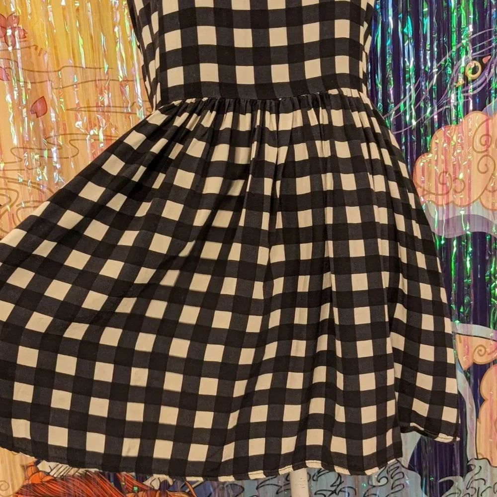 Forever 21 Skater Dress - Size M - Picture 2 of 9